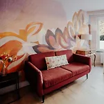 4 Seasons House